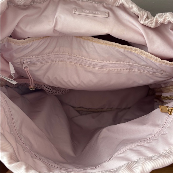Lululemon Baby Pink Drawstring Backpack - Picture 12 of 14